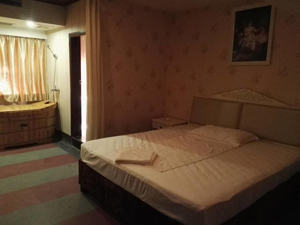 Vienna International Hotel Zhangjiajie Tianmen Mountain Exteriör bild